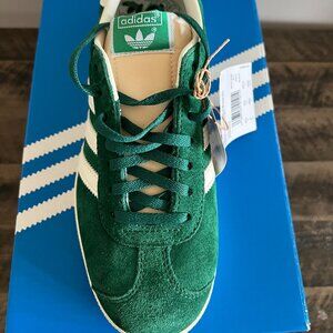 NWT | Adidas Gazelle Green Suede Sneakers | Size 5 | Rare Colorway | Box & Tags